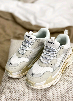 Кросівки balenciaga triple s 36-40р.2 фото