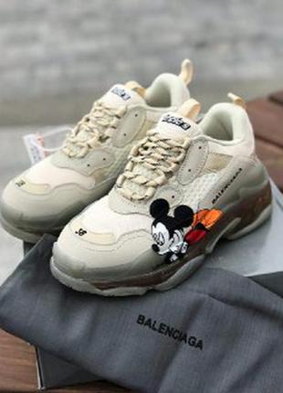 Кросівки balenciaga triple-s беж міккі 36-41р.8 фото