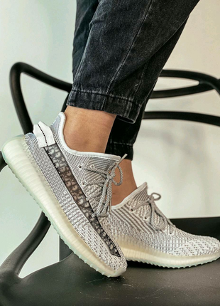 Кросівки adidas yeezy колаб + dior (шнурки рефлектив) 36-40р.8 фото