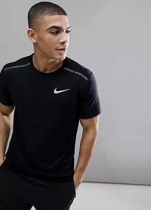 Футболка для спорту nike running dri-fit