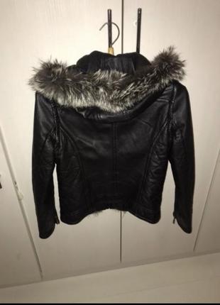 Куртка-жилетка  кожаная с чернобуркой2 фото