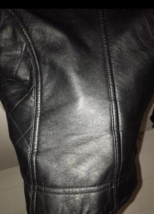 Куртка-жилетка  кожаная с чернобуркой3 фото
