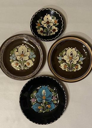 Четыре настенные керамические росписные тарелки, 70-80 те гг. закарпатье.