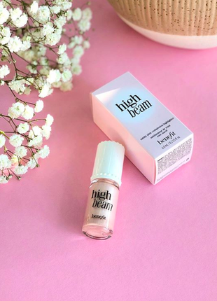 Хайлайтер benefit high beam