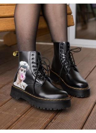 Шикарные женские ботинки на платформе