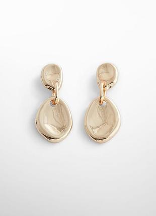 Серьги металеві з підвесками mango 47004027