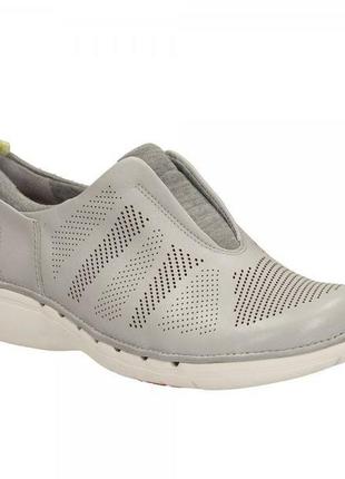 Кросівки жіночі туфлі clarks шкіра 41 розмір