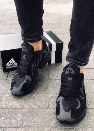 Кросівки adidas yung