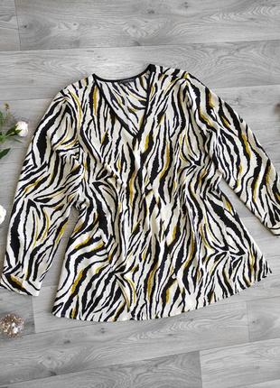 Шикарная стильная актуальная блуза принт тигр летняя легкая9 фото