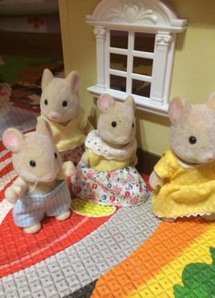 Sylvanian families сильванія сім'я мишок