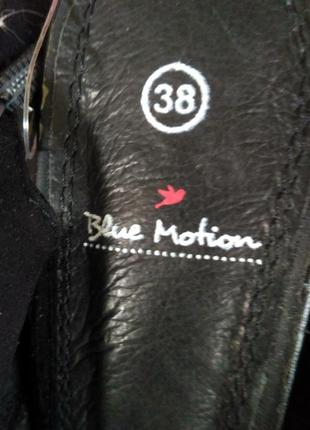 Шикарні жіночі чорні гостроносі туфлі з відкритою п'ятою(шкіра.4 фото