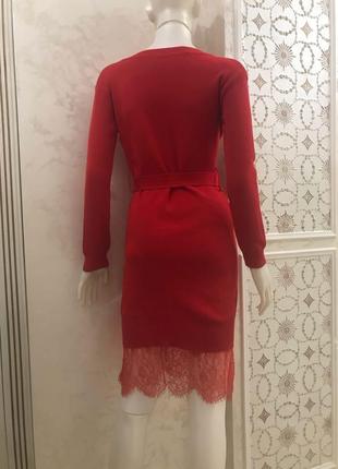 Червоне трикотажне плаття з довгим рукавом4 фото