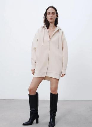 Бежевое худи zara толстовка на замке