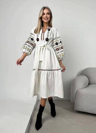 Вишивана сукня
