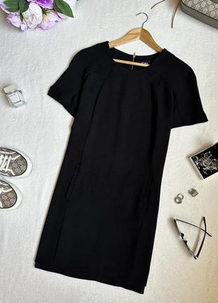 Чорне плаття з кишенями воно все фігурним виточками, класичне чорне плаття, літнє плаття,
