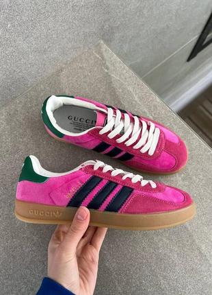 Жіночі рожеві кросівки адідас газель adidas x gucci gazelle pink velvet