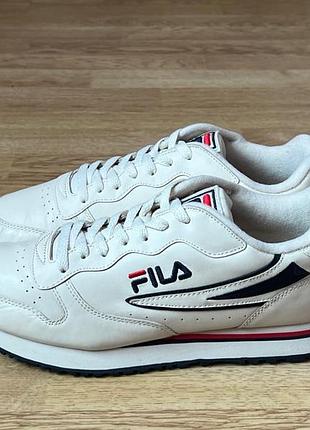 Кожаные кроссовки fila 41 размера в состоянии новых