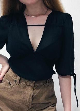 Чёрная блуза полиестер/ блуза с декольте / чёрный шифон1 фото