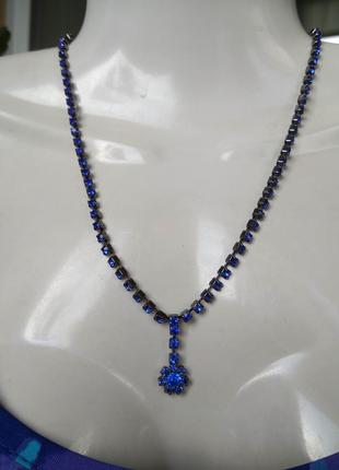 Стильное колье с ультрамариновыми кристаллами/синее украшение с кулоном на шею/ожерелье