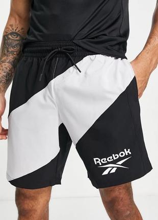 Шорти reebok workout ready graphic оригінал2 фото