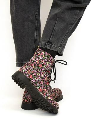 Ботинки ellos, швеция, цветочный принт.1 фото