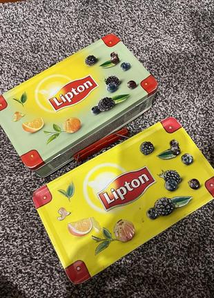 Металева коробка в формі чемодана lipton3 фото