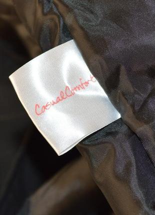 Утепленная куртка с меховым капюшоном и карманами casual comfort синтепон6 фото