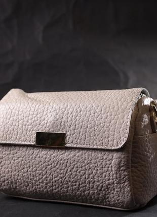 Красивая кожаная женская сумка с оригинальной плечевой лямкой vintage 22404 белая7 фото