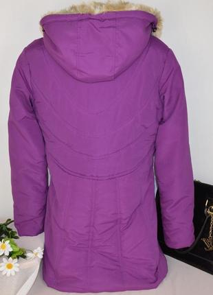 Фиолетовая утепленная куртка с капюшоном и карманами cotton traders синтепон этикетка3 фото