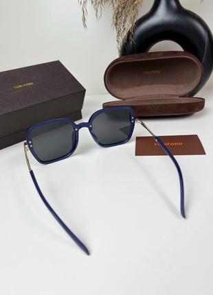 Сонцезахисні окуляри в стилі tom ford квадрат5 фото