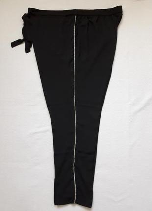 Мегаклассные чёрные брюки декорированные лампасами из страз супер батал dorothy perkins6 фото