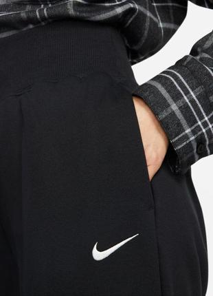 Оригинальные брюки nike4 фото