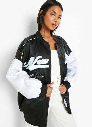 Чорна атласна оверсайз-куртка madison beer, l