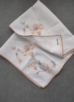 Вінтажна батистова носова хустка, хустинка з  квітами perofil6 фото