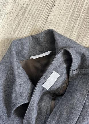 Брендовый серый брючный костюм штаны палаццо и жакет7 фото