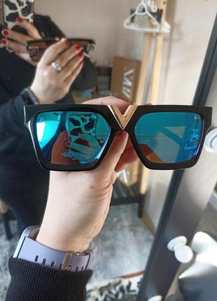 Дзеркальні сонцезахисні окуляри 💙1 фото