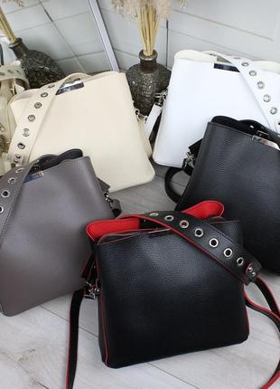 Женская стильная и качественная сумка из эко кожи на 3 отдела черная с красным10 фото