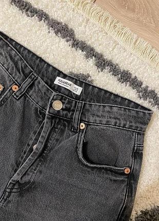 Джинси мом bershka