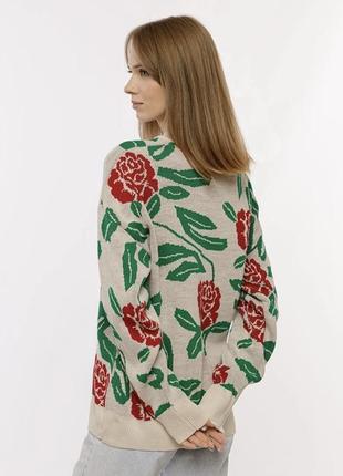 Джемпер с вышивкой