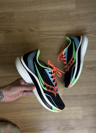 Кроссовки для бега супер лёгкие saucony endorphin pro оригинал 45 размер  новые1 фото