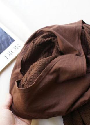 Актуальні штани у шоколадному відтінку імітація кроше від divided2 фото