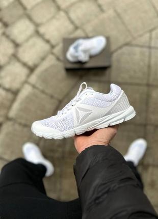 Кроссовки reebok белые лето
