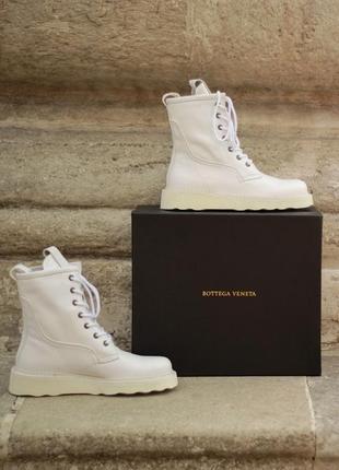 Шикарні черевики bottega veneta leather boots white ботинки4 фото