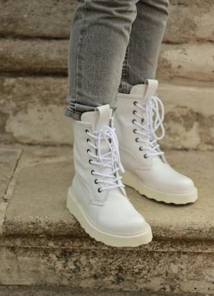 Шикарні черевики bottega veneta leather boots white ботинки1 фото
