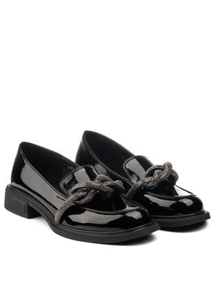Туфли женские черные лаковые на толстом каблуке 2392т