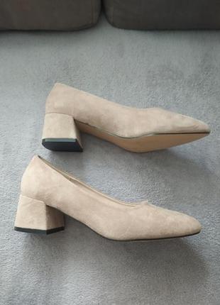 Туфли женские эко замша 37 размер бежевого цвета3 фото
