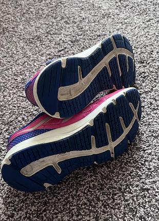 Продам кросівки 3