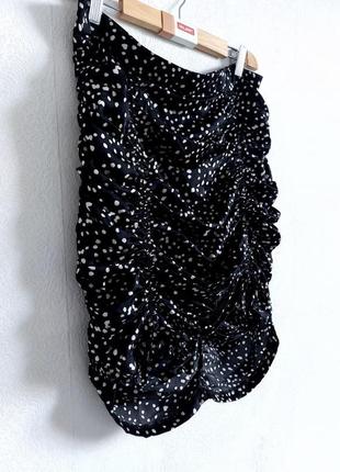Шикарная шифоновая юбка с драпировкой и стяжками2 фото