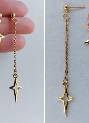 Асимметричные серьги со звездами золотого цвета.( ручная работа)2 фото