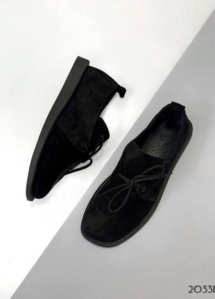 Туфли на шнуровке низкий ход черная замша